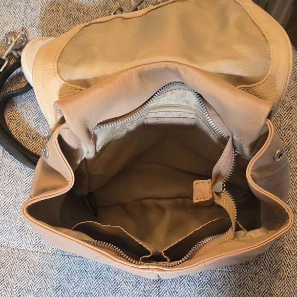 EUC American Leather Co. 2 In 1 Bag - Picture 3 of 5